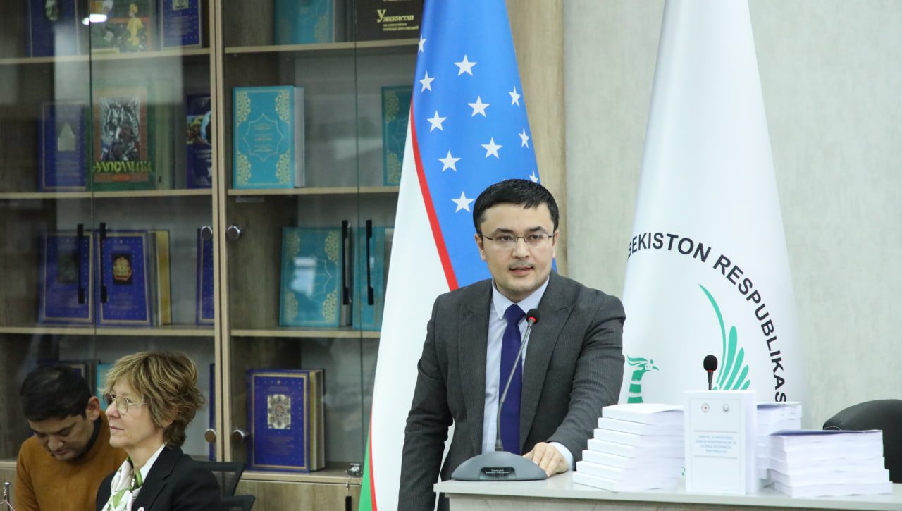 The Geneva Conventions were published for the first time in the Uzbek alphabet using the Latin script.