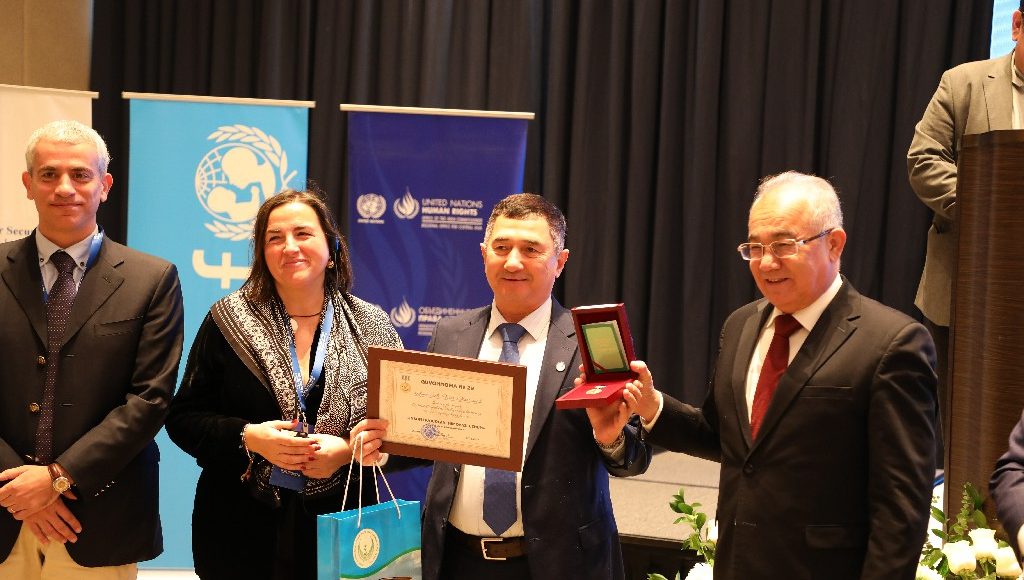 The badge "For the protection of human rights" was handed over to its owners