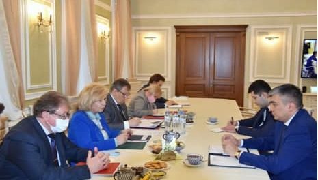 Россия Омбудсманига Ўзбекистоннинг «Инсон ҳуқуқлари ҳимояси учун» кўкрак нишони топширилди