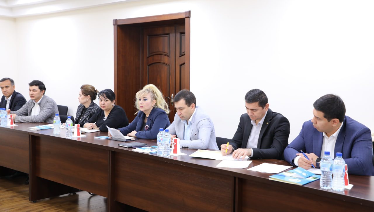 Инсон ҳуқуқларига оид халқаро стандартлар бўйича ўқув курси давом этмоқда