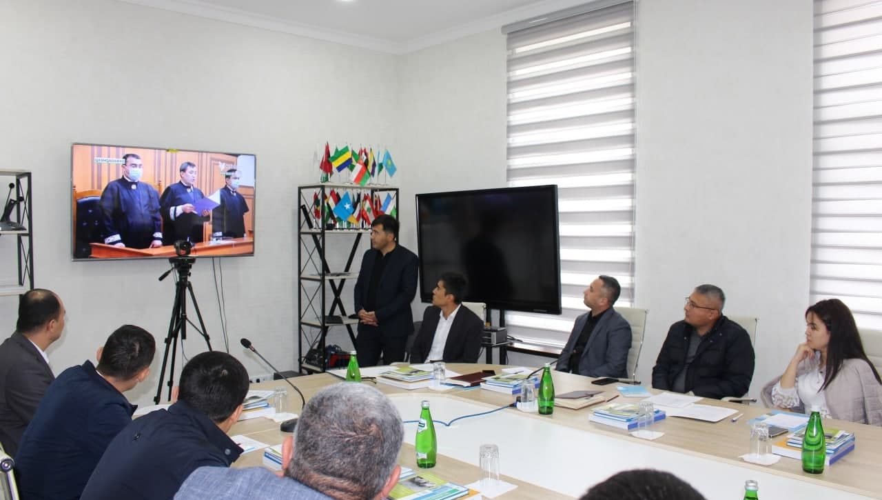 ҚИЙНОҚҚА СОЛИШГА ҚАРШИ КУРАШИШ: Тренерлар ўқув курсларини ўтказишга тайёр
