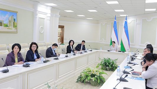 Заслушана информация Национального центра по правам человека