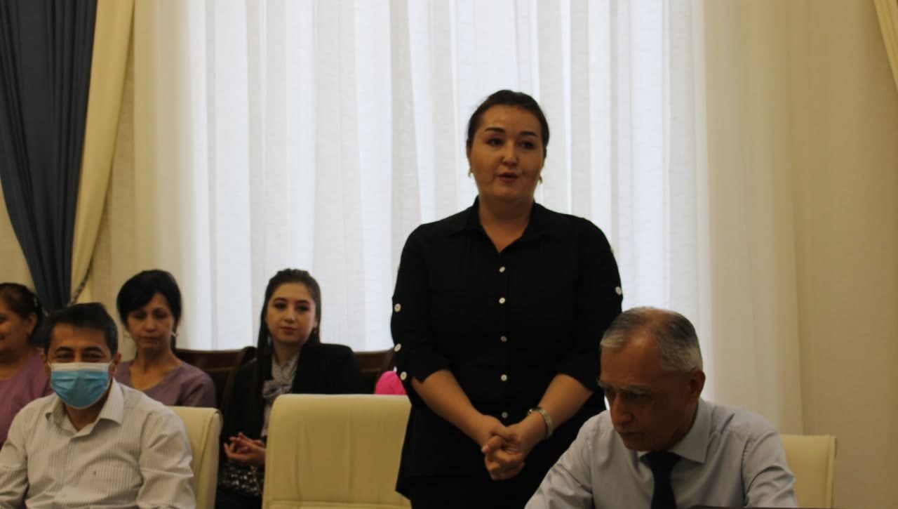 Марказда Ўқитувчи ва мураббийлар куни нишонланди