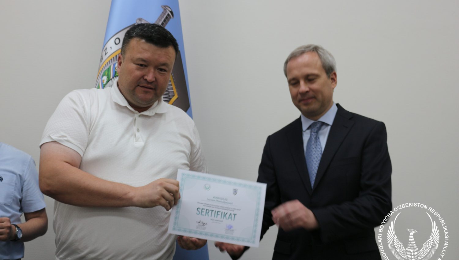 Қийноққа қарши курашиш бўйича ўқув курси тингловчиларига сертификатлар топширилди