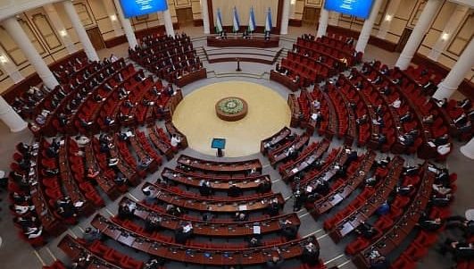 Миллий парламентаризмнинг шаклланиши ва ривожланишида Конституциянинг ўрни