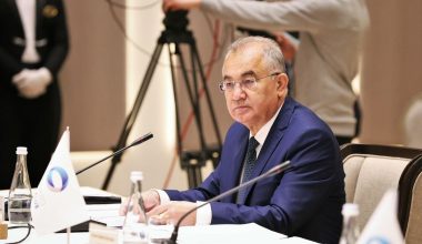 КОНСТИТУЦИЯ И ГРАЖДАНСКОЕ ОБЩЕСТВО