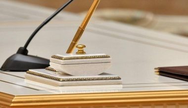 Президент қарори билан инсон ҳуқуқлари соҳасида миллий таълим дастури жорий этилди