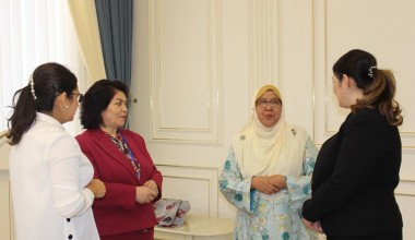 Malayziyaning Bola huquqlari bo‘yicha vakili – Milliy markaz mehmoni