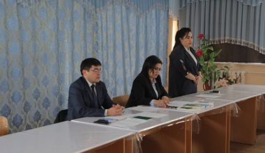 Мамлакатимизда шу кунларда «Инсон ҳуқуқлари ҳафталиги» ўтказилмоқда. Ҳафталик доирасида Чирчиқ тиббиёт коллежида «Судья ва ёшлар» учрашуви бўлиб ўтди. Учрашувда фуқаролик ишлари бўйича Чирчиқ туманлараро суди судьялари Шоира Эрметова, Қизлархон Ағзамова, Нозимжон Исмоилов, коллеж ўқитувчи ва ўқувчилари ҳамда ОАВ вакиллари иштирок этди.