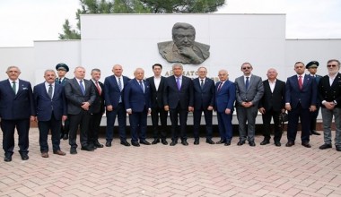 В Бишкеке открылся форум «Айтматов — будущее тюркского мира»