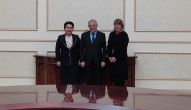 BMT Maxsus ma’ruzachisi Senatga tashrif buyurdi  