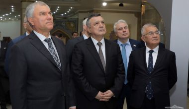 Члены делегации посетили Государственный музей истории Тимуридов