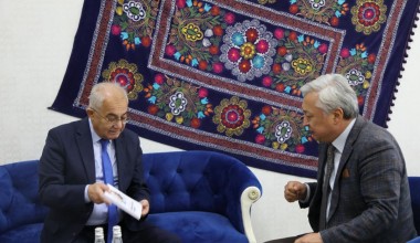 Посол Д.Чотонов встретился с Директором Национального центра по правам человека Республики Узбекистан А.Саидовым