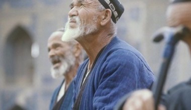 NAVRO‘Z VA NURONIYLAR