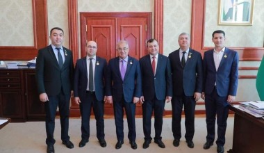 Esdalik nishonlari topshirildi