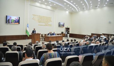 "Адабиёт дунёси" — муҳташам адабий обида