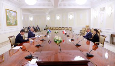 Акмал Саидов Полшанинг “Маршалек” нашриёт уйи раҳбари Адам Маршалек билан учрашди