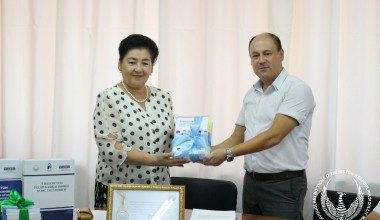 Inson huquqlariga oid adabiyotlar – “ Bilim” axborot-kutubxona markaziga taqdim etildi