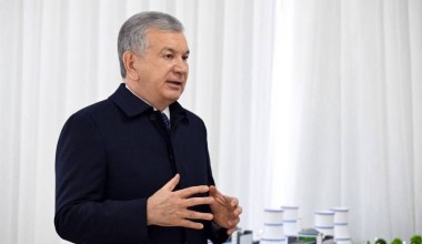 The President reviews modern projects in road construction, energy, and urban development