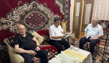 Фахрий журналист хонадонида учрашув