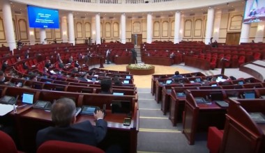 Palament Quyi palatasining navbatdagi yalpi majlisi