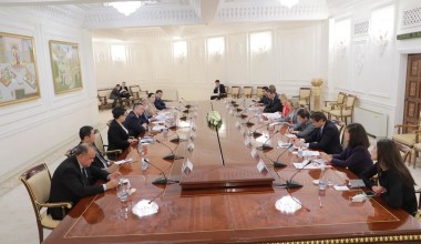 Spiker N. Ismoilov M.Sederfelt boshchiligidagi delegatsiya bilan uchrashdi