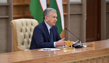 Measures to ensure economic stability are discussed