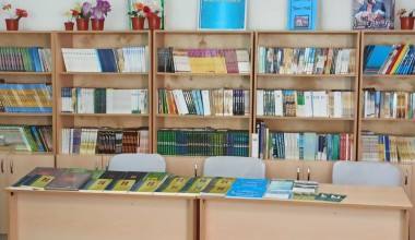 Гулистонлик болажонларга – Марказдан китоблар етказилди