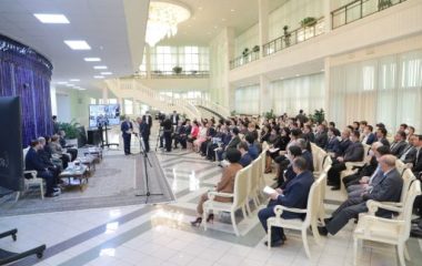 Абдулла Орипов таваллудининг 80 йиллигига бағишланган хотира тадбиридан фоторепортаж